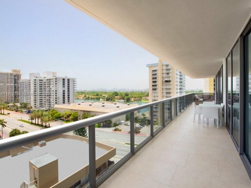 MEI CONDO - Residential