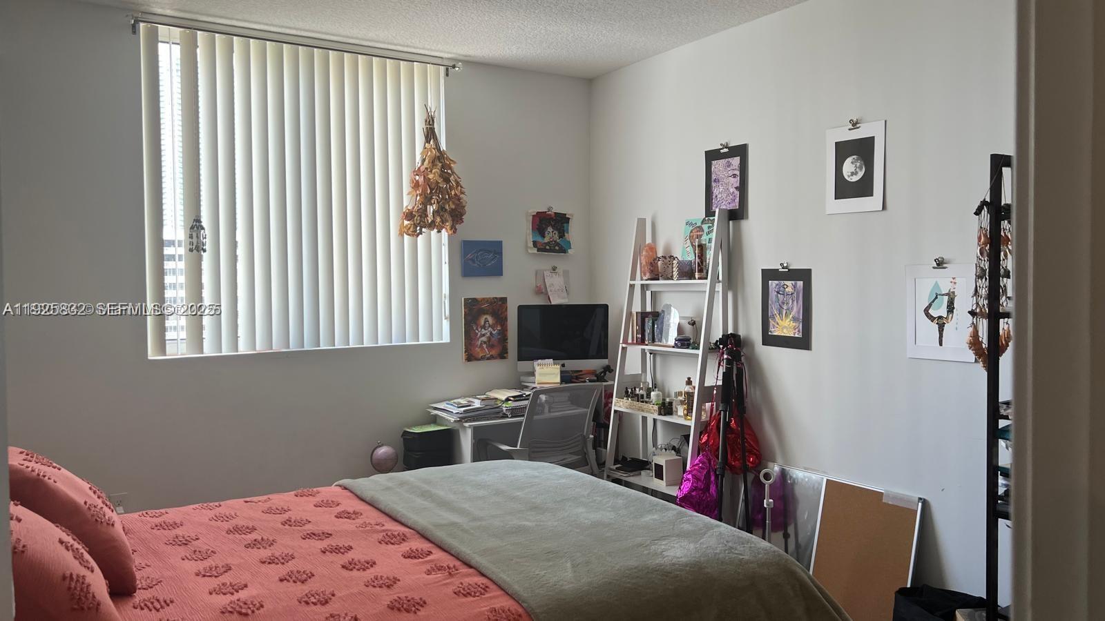 23 BISCAYNE BAY - Residential