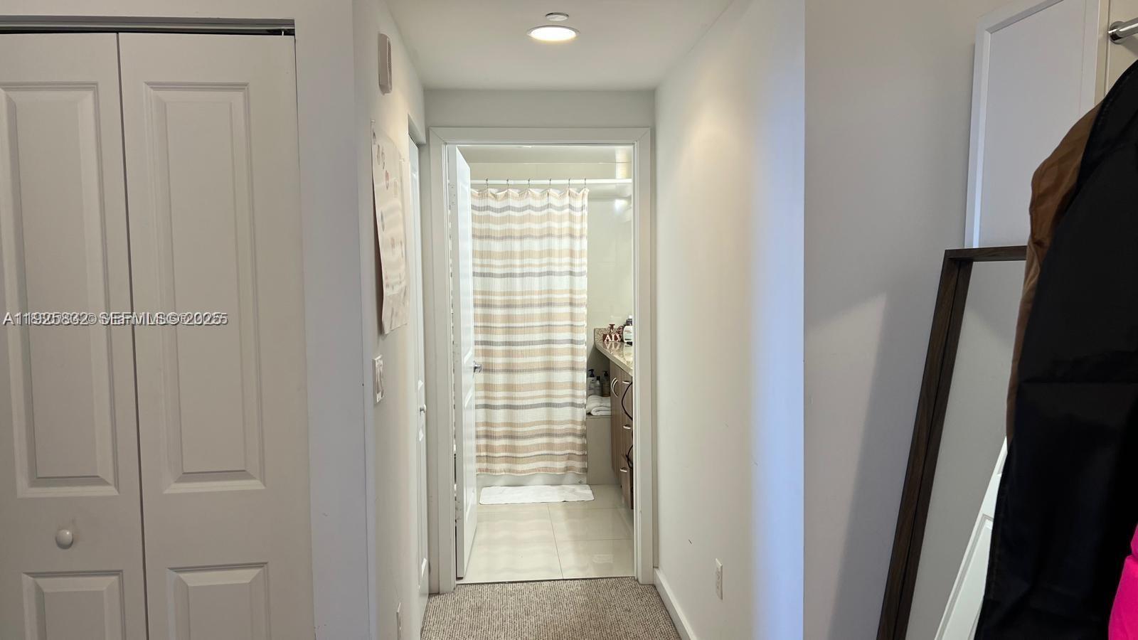 23 BISCAYNE BAY - Residential