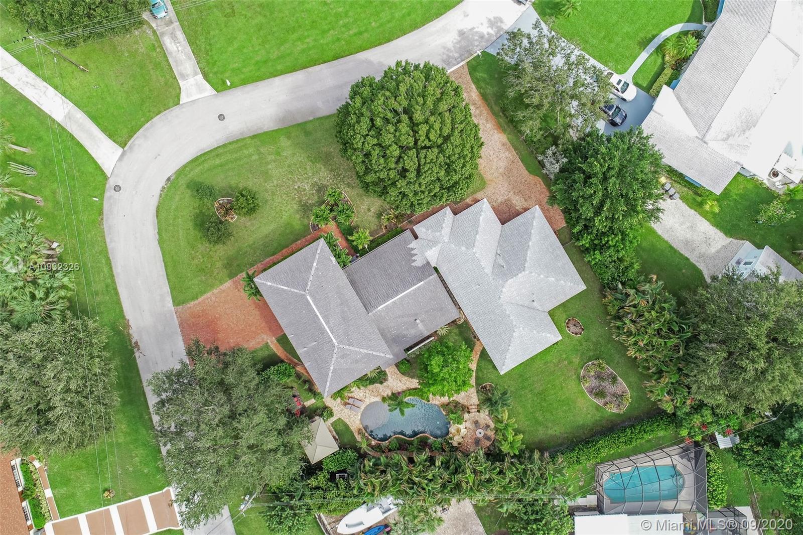 PALM POINT - Residential