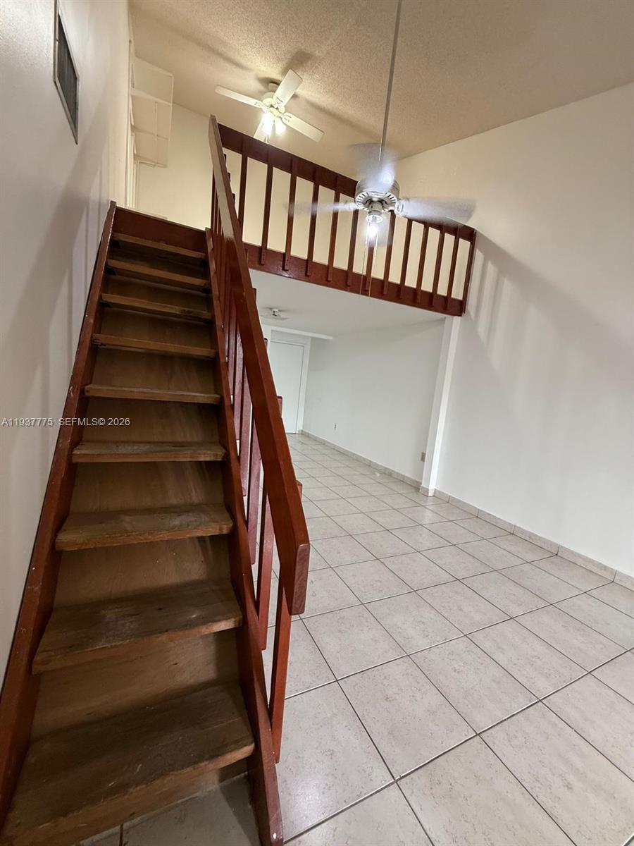 10241 NW 9th St Cir 212-5