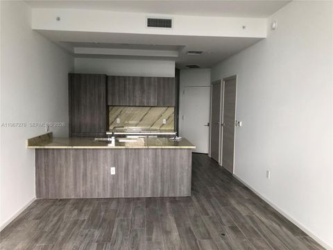 801 S Miami Ave 5108 Miami FL 33130