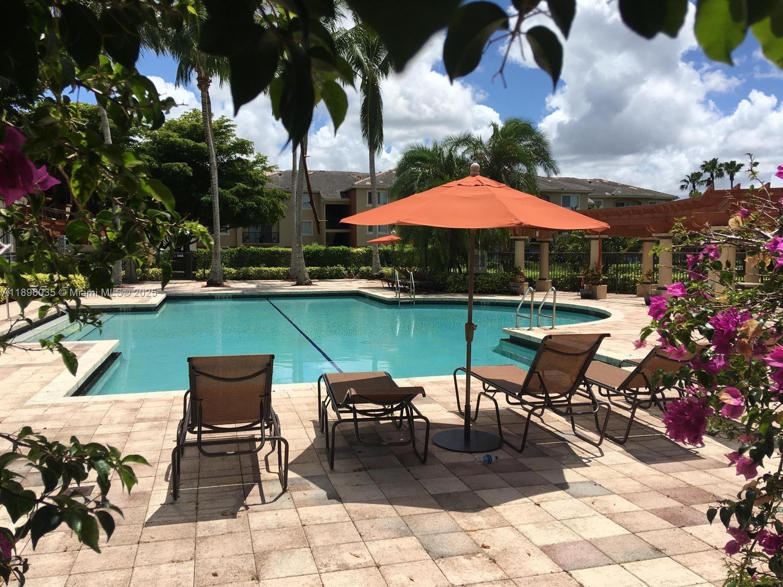 GRAND ISLES CONDO - Residential