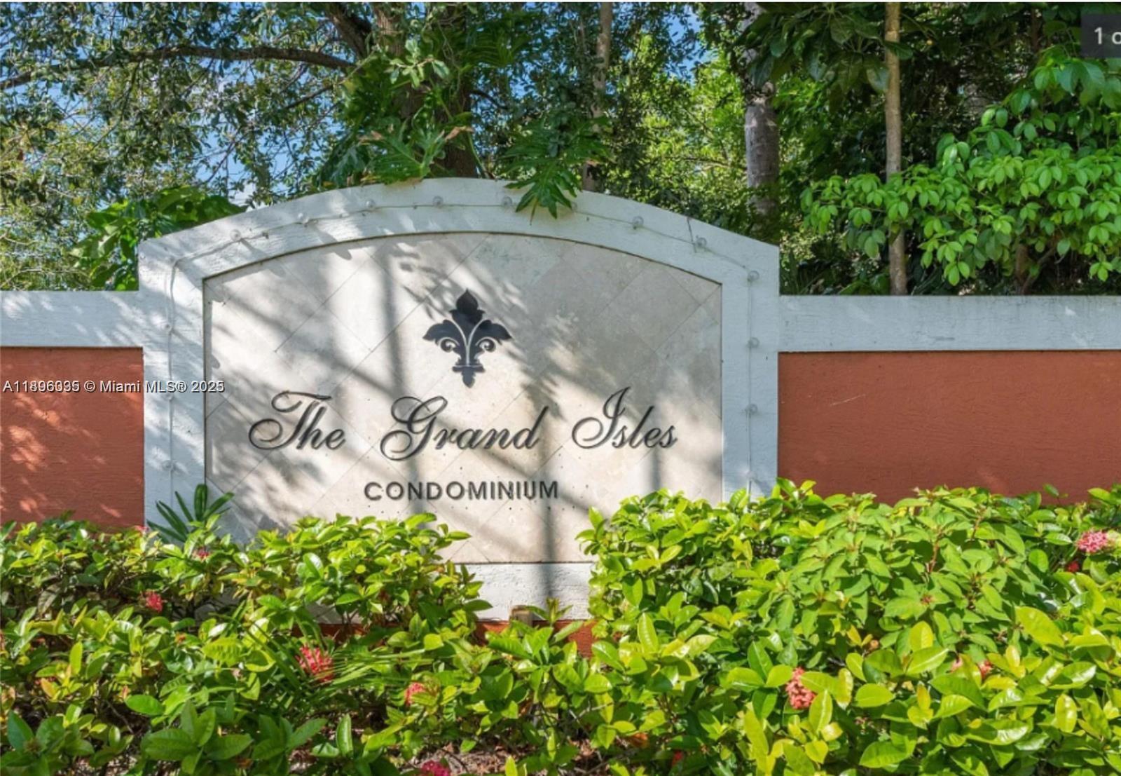 GRAND ISLES CONDO - Residential