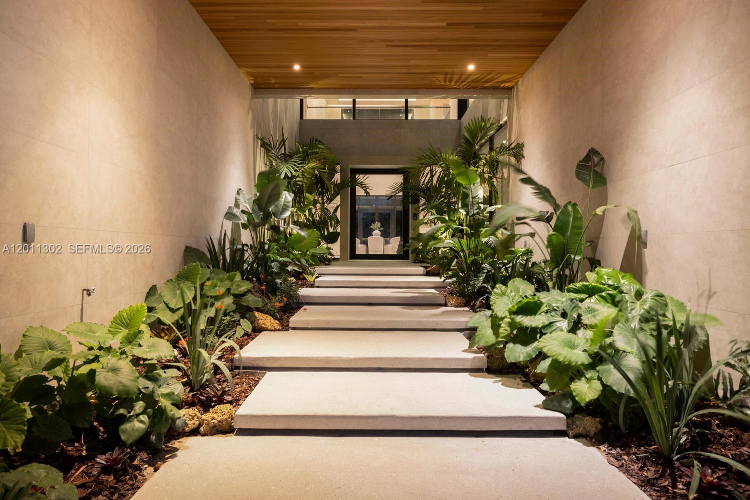 REM FOSTER & SANCHEZ TRAC - Residential
