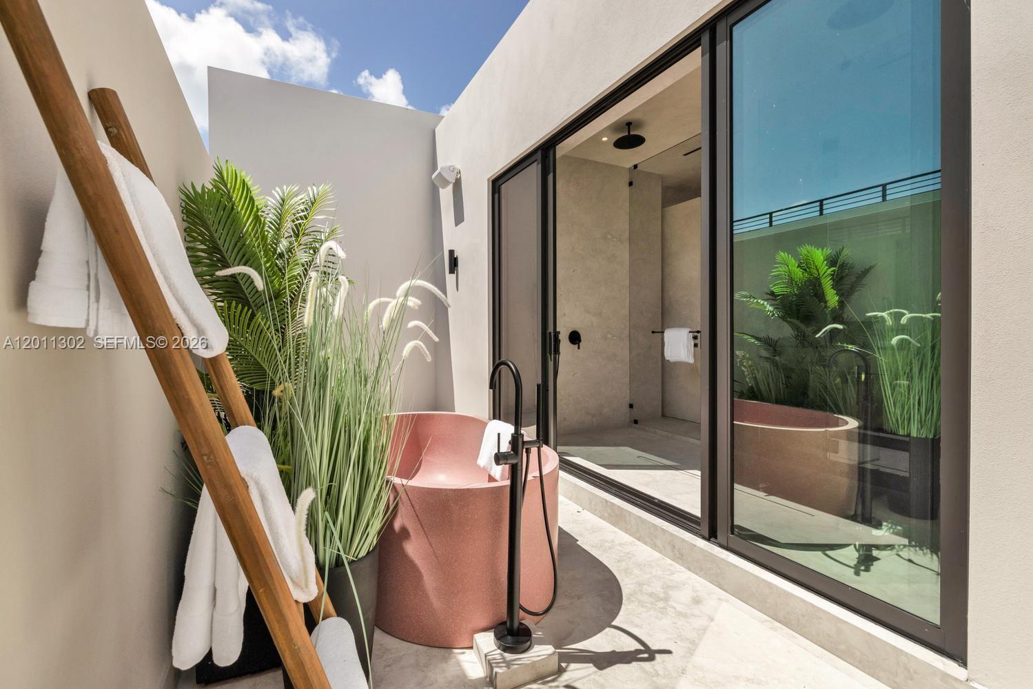 REM FOSTER & SANCHEZ TRAC - Residential