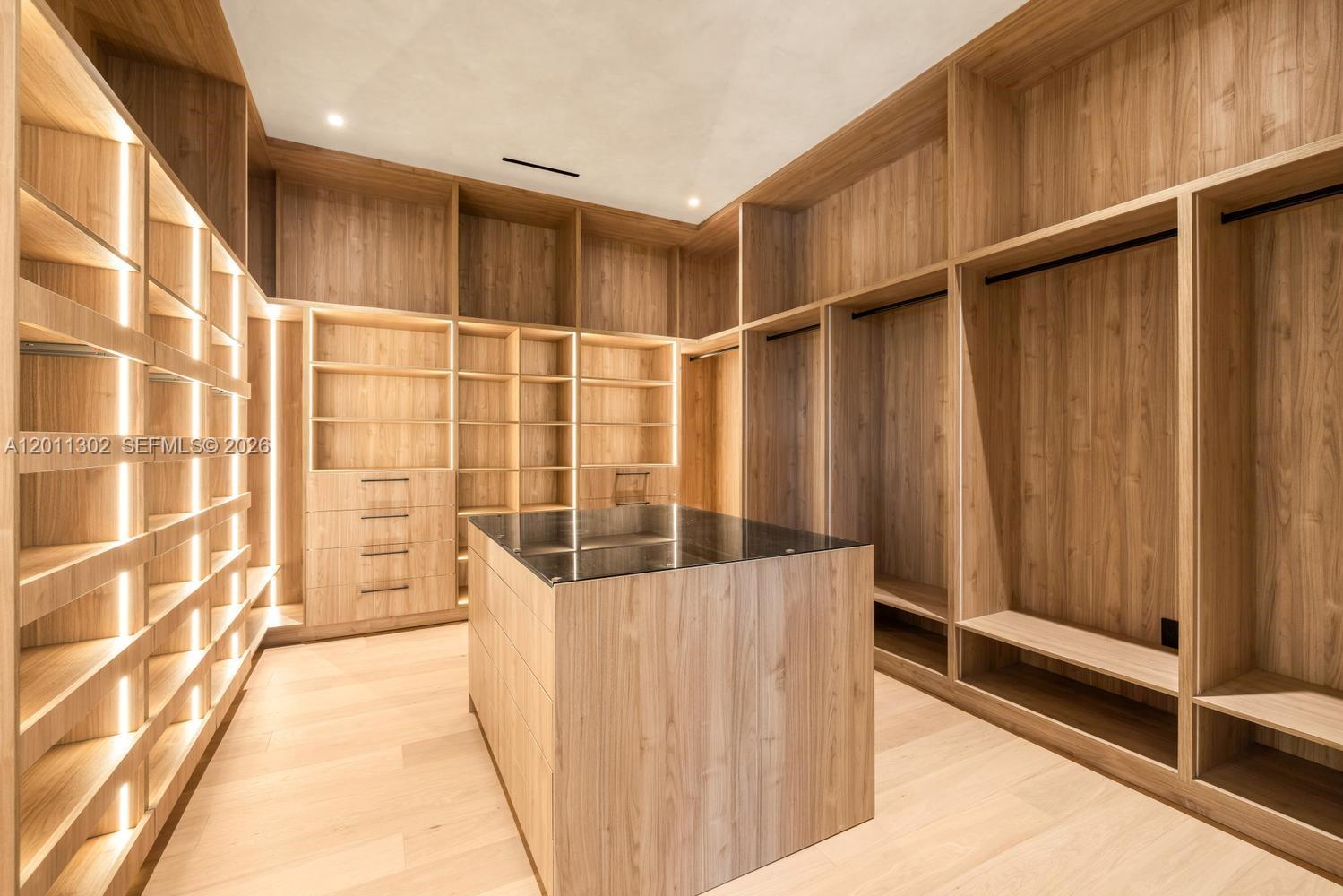 REM FOSTER & SANCHEZ TRAC - Residential
