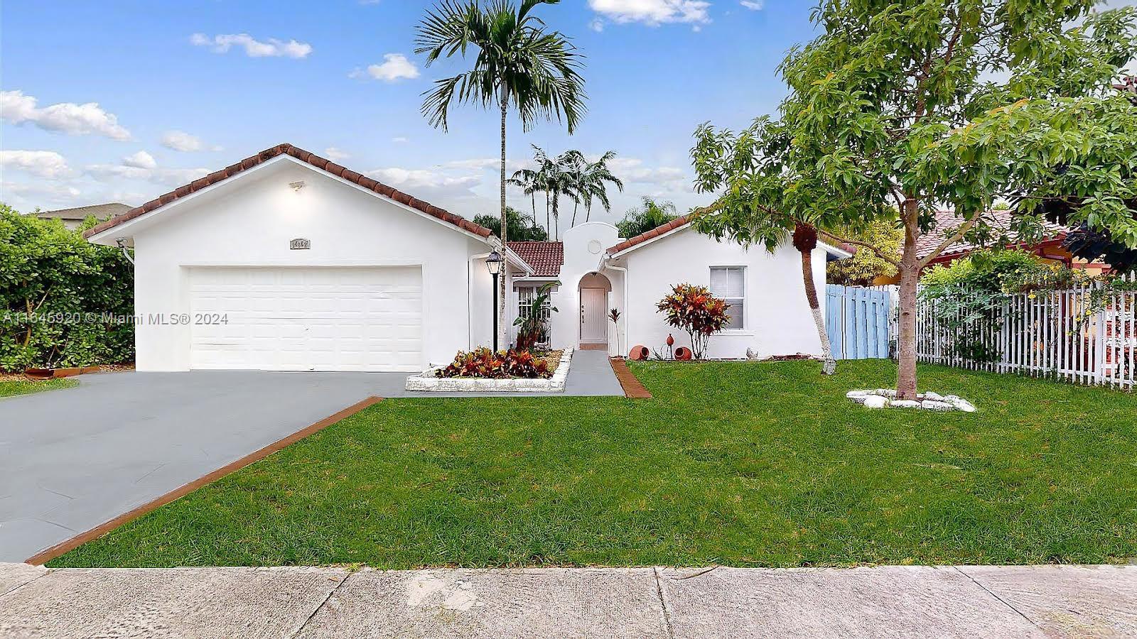 View Miami, FL 33187 house