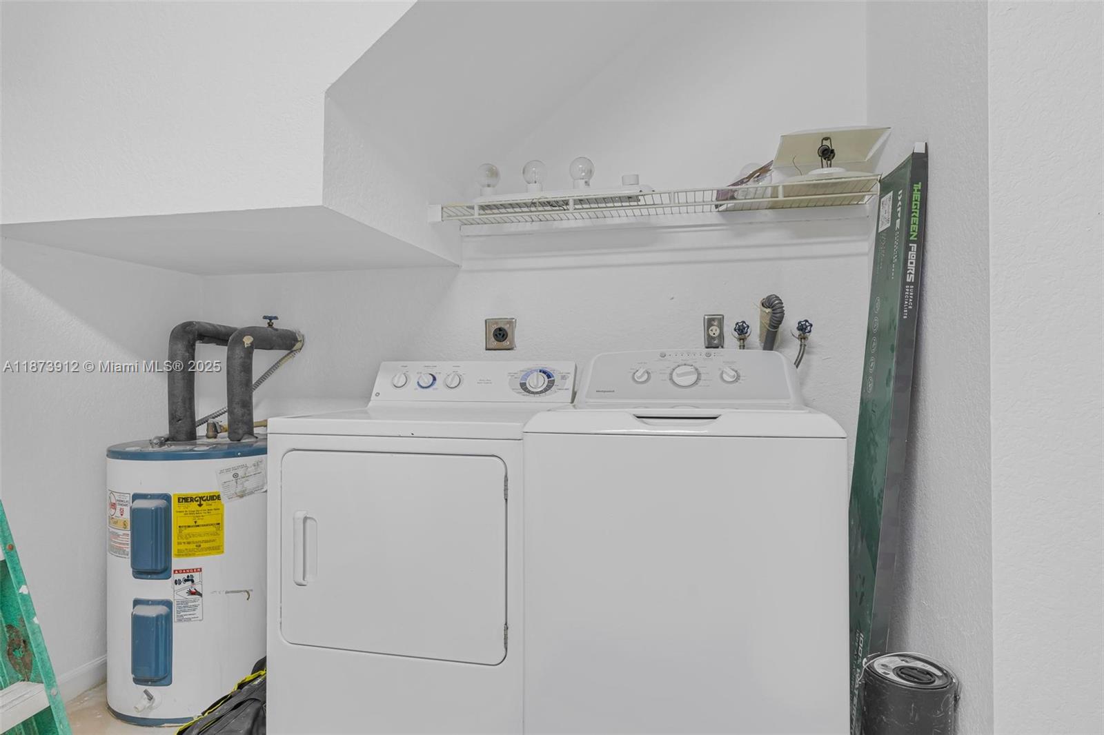 PEMBROKE SHORES - Residential Lease