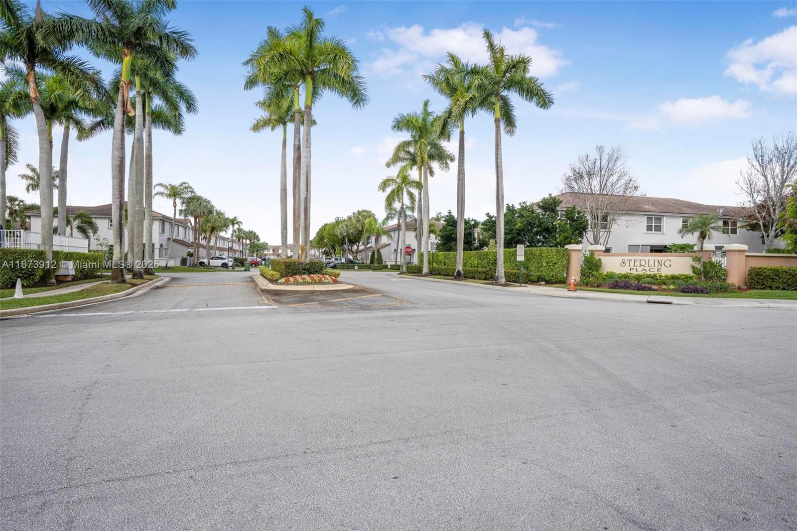 PEMBROKE SHORES - Residential Lease