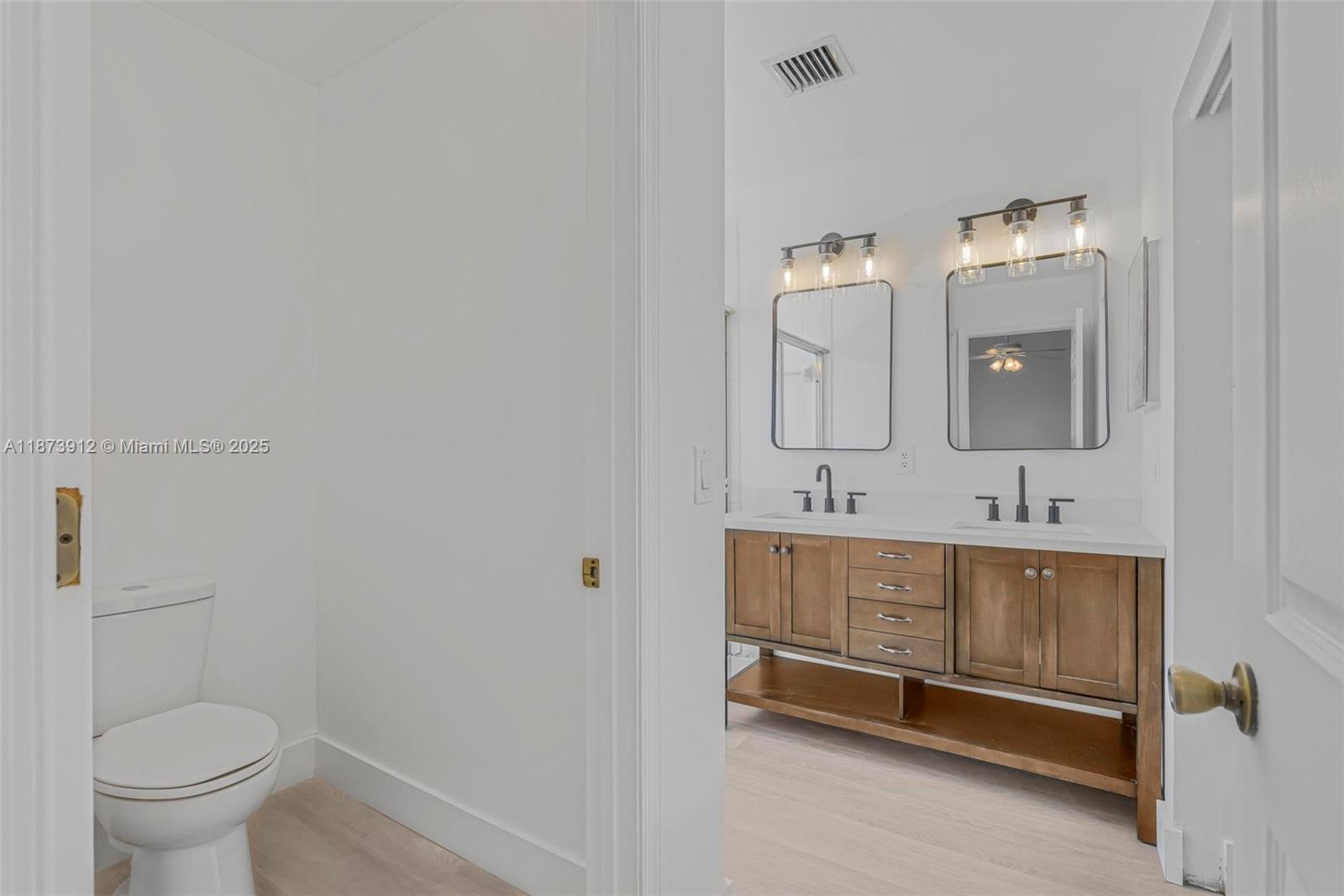 PEMBROKE SHORES - Residential Lease