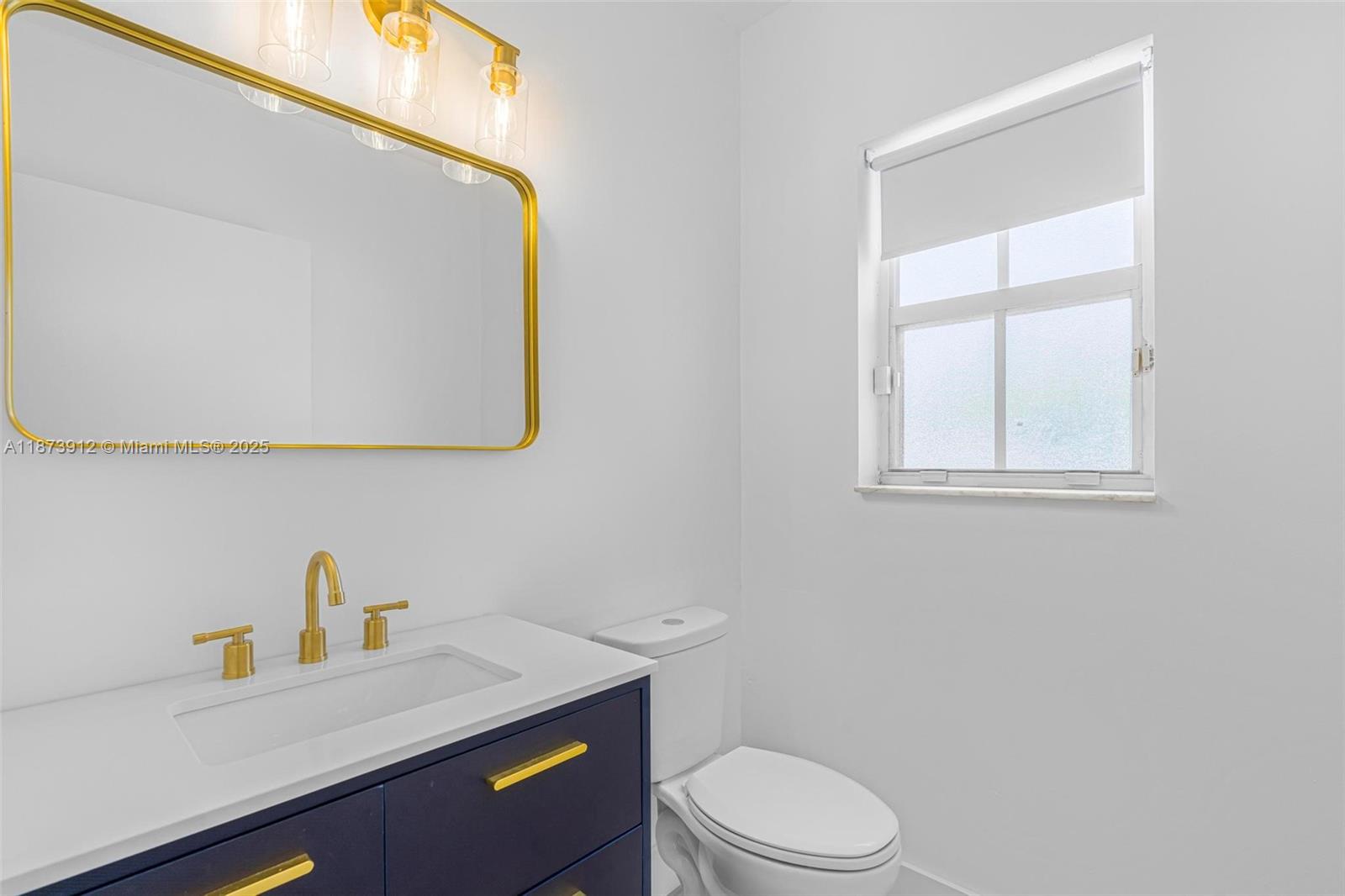 PEMBROKE SHORES - Residential Lease