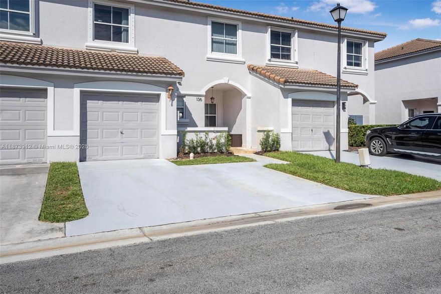 Beautiful updated 3/2.5 townhome/condo in the middle of Pembroke Pines, Beautiful safe gated community of Pembroke Shores. 700 credit score minimum per HOA.