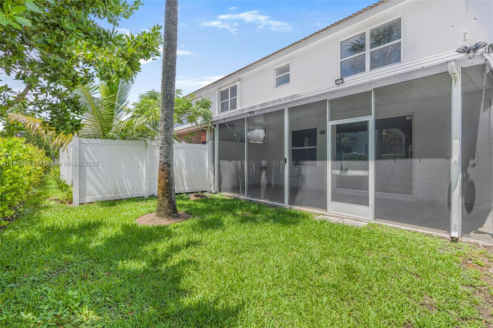 PEMBROKE SHORES - Residential Lease