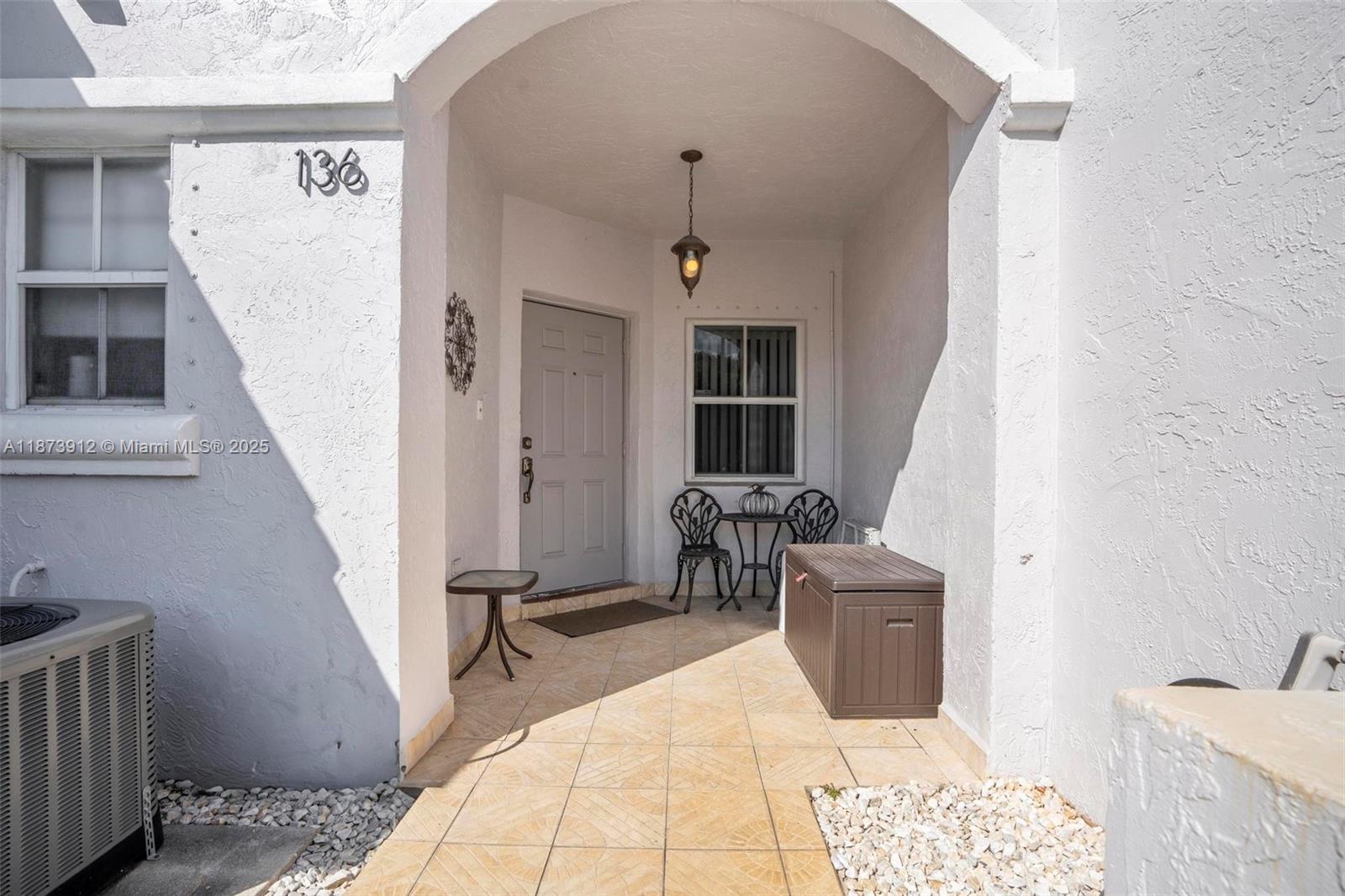 PEMBROKE SHORES - Residential Lease