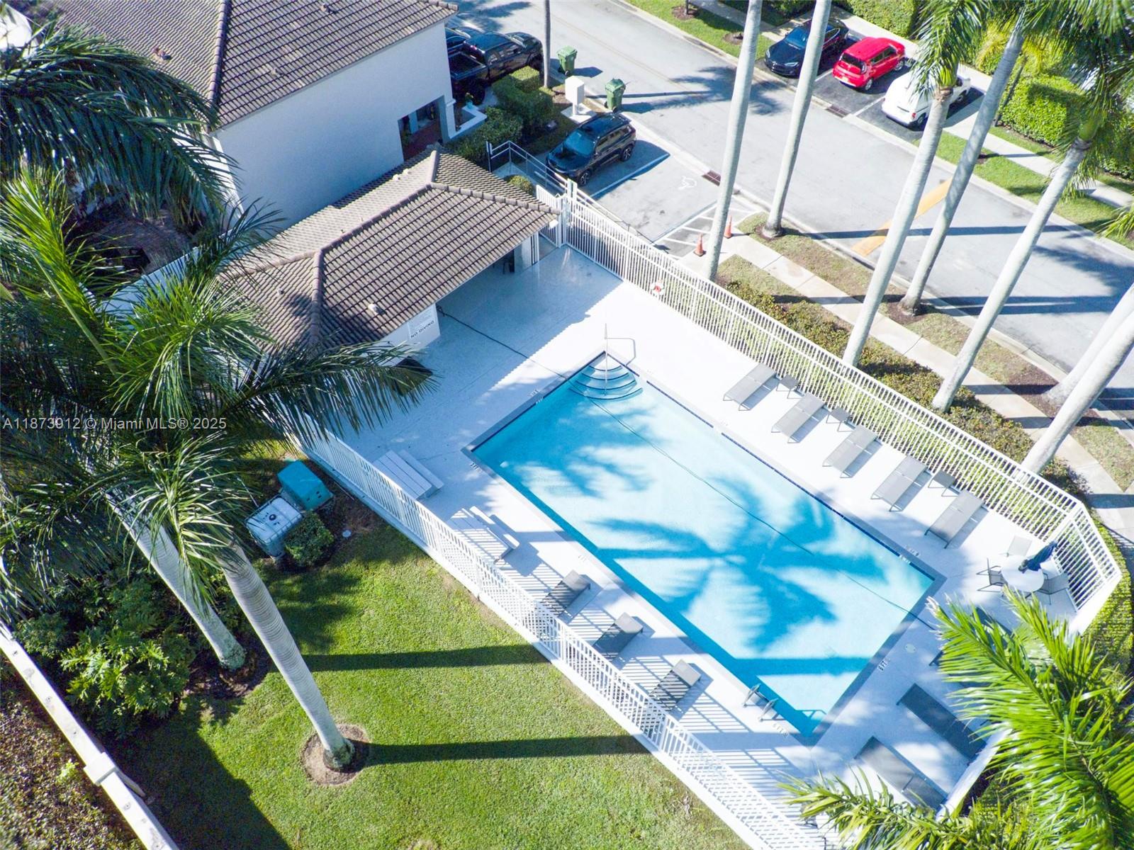 PEMBROKE SHORES - Residential Lease