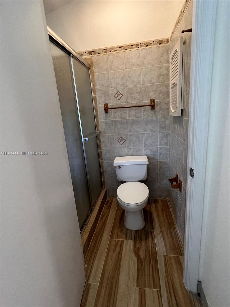 PORTOFINO CONDOMINIUM SEC - Residential Lease