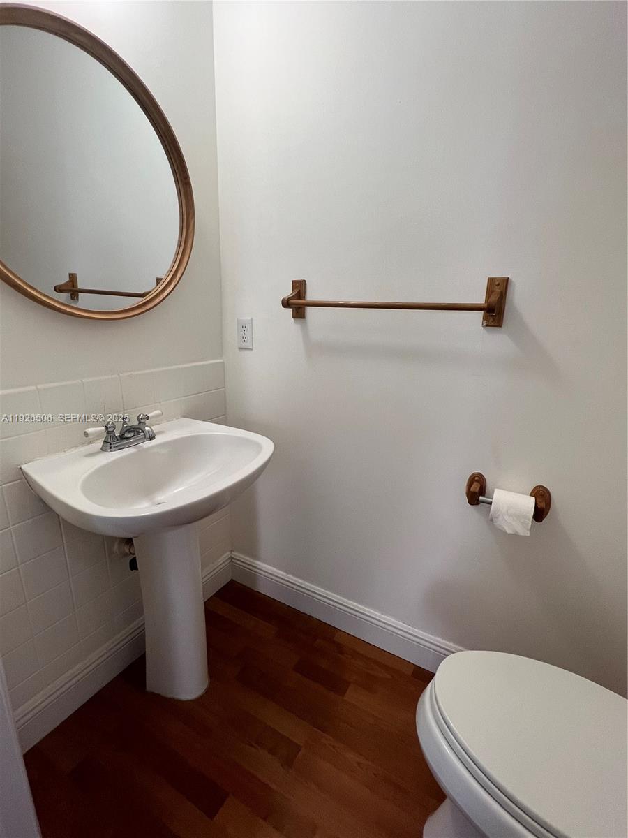 PORTOFINO CONDOMINIUM SEC - Residential Lease