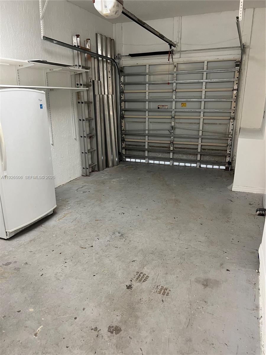 PORTOFINO CONDOMINIUM SEC - Residential Lease