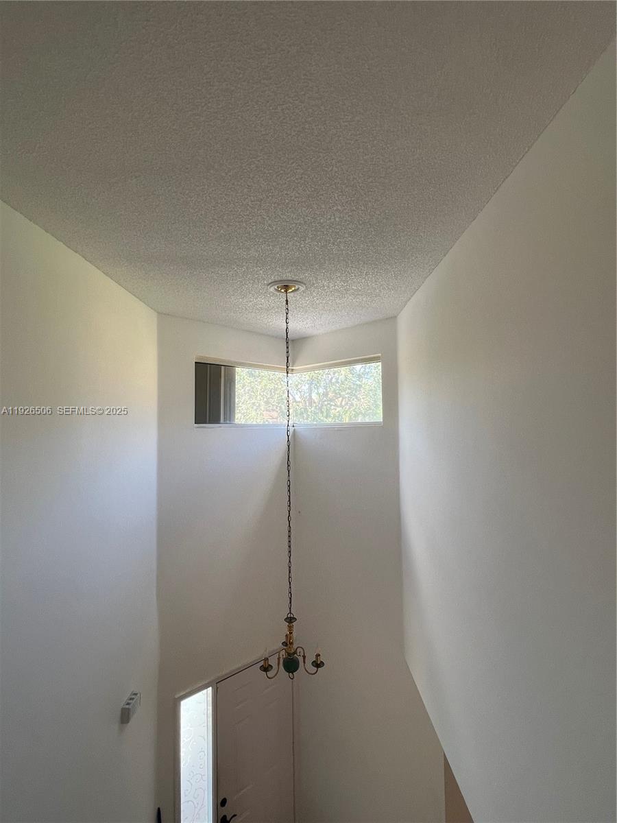 PORTOFINO CONDOMINIUM SEC - Residential Lease