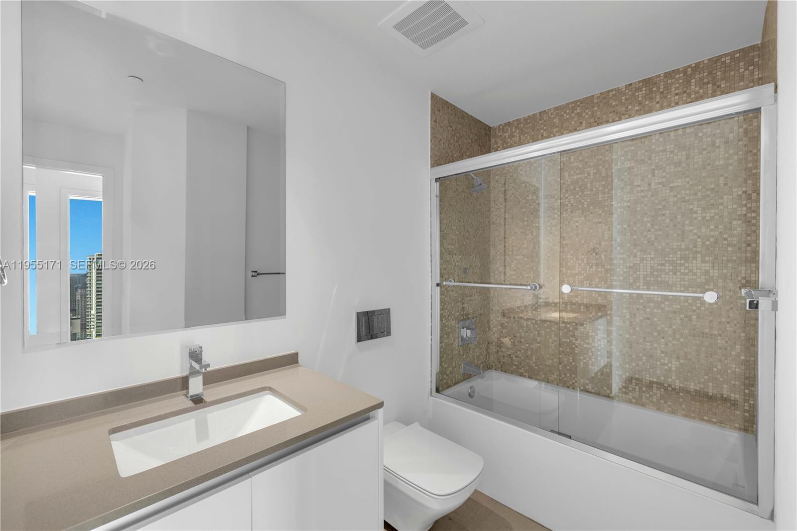 RISE CONDO - Residential