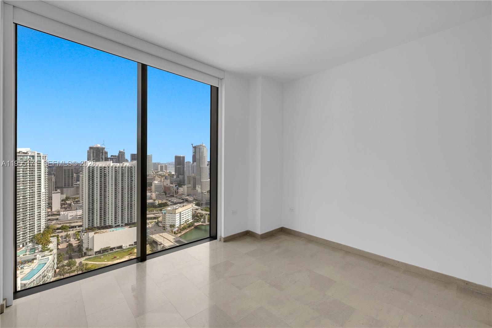 RISE CONDO - Residential
