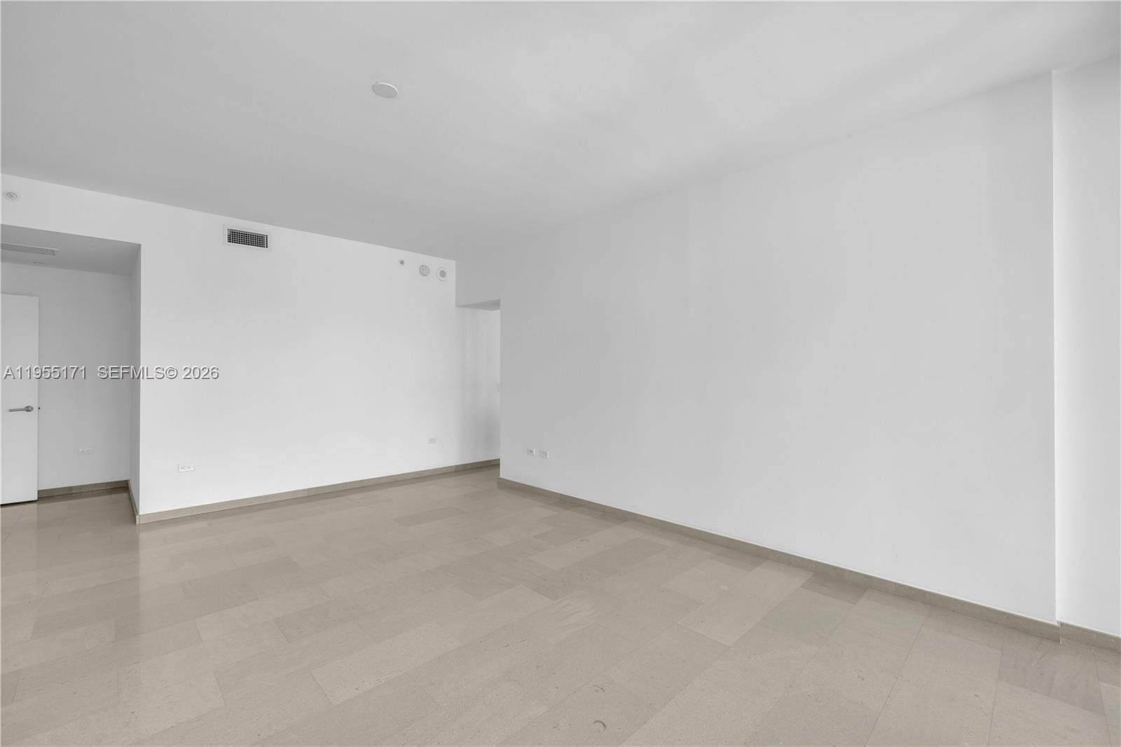 RISE CONDO - Residential