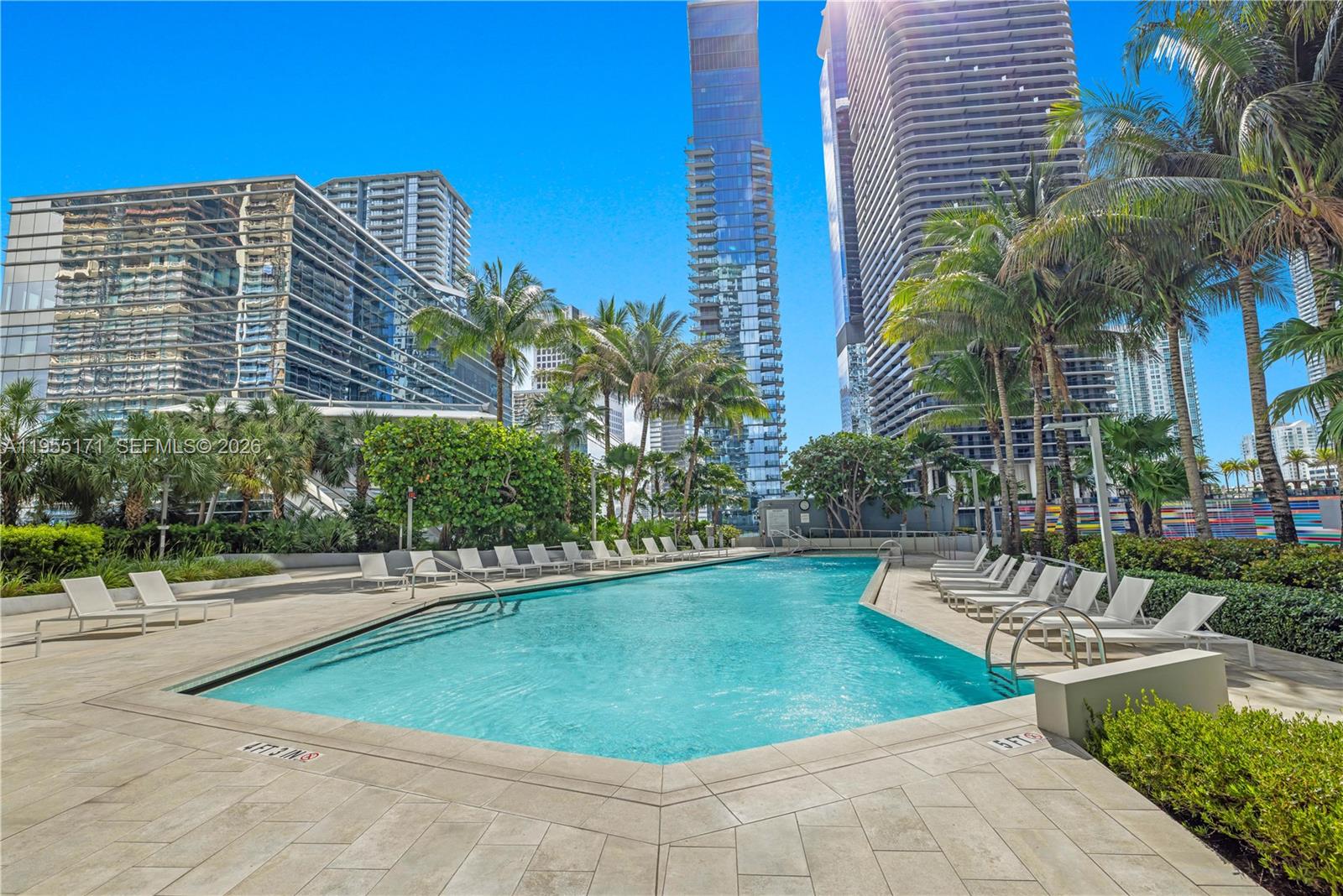 RISE CONDO - Residential