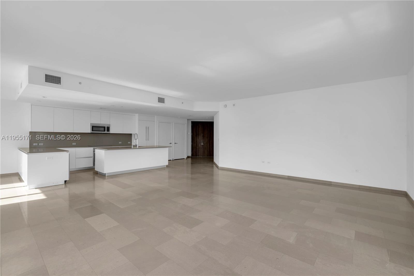 RISE CONDO - Residential