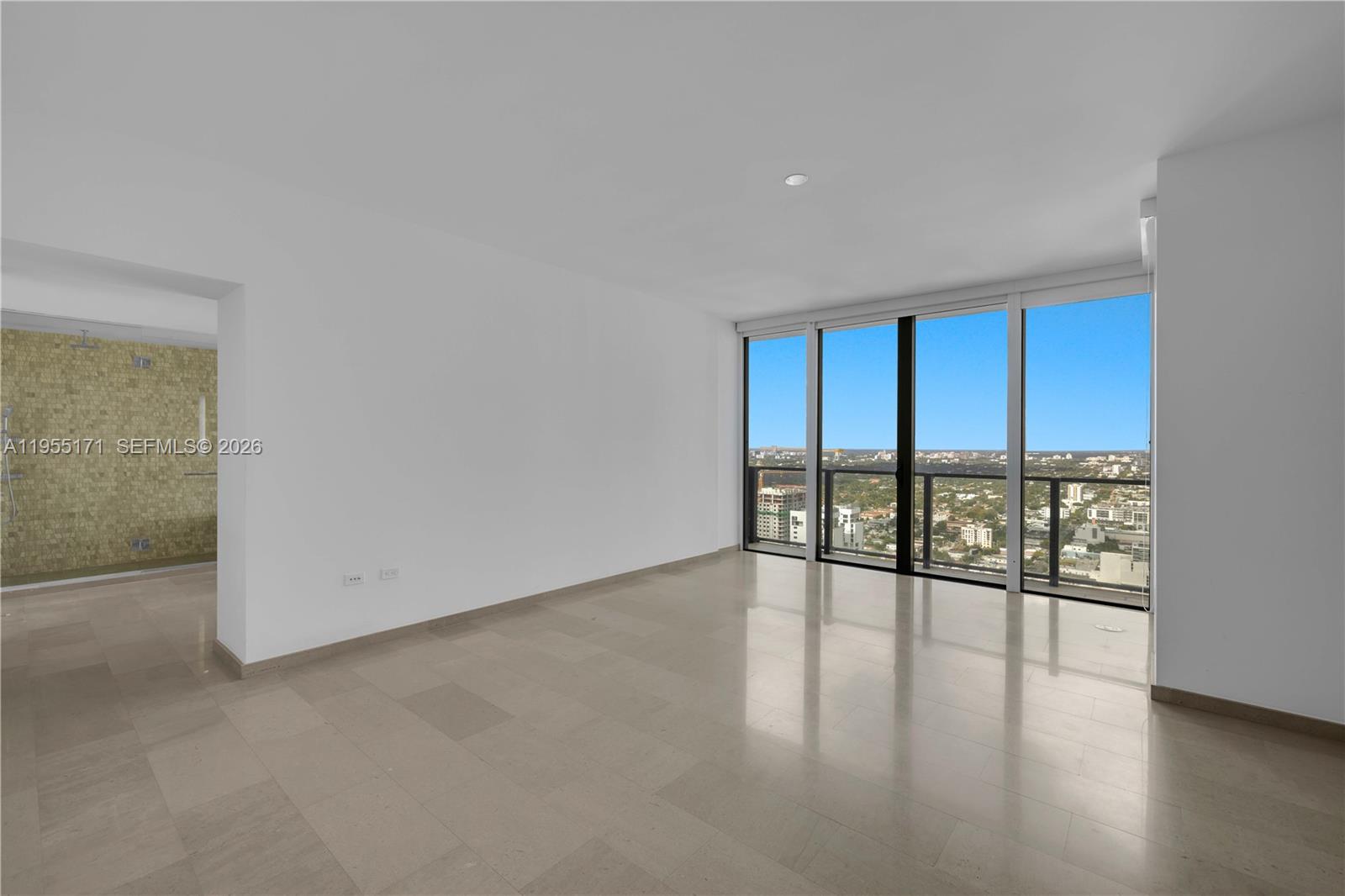 RISE CONDO - Residential