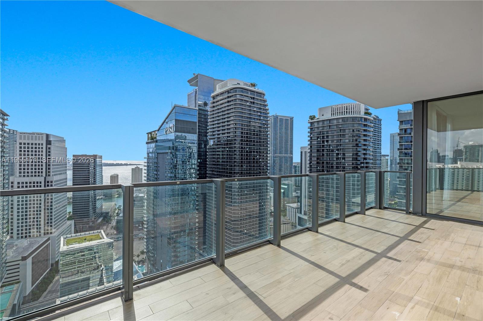 RISE CONDO - Residential