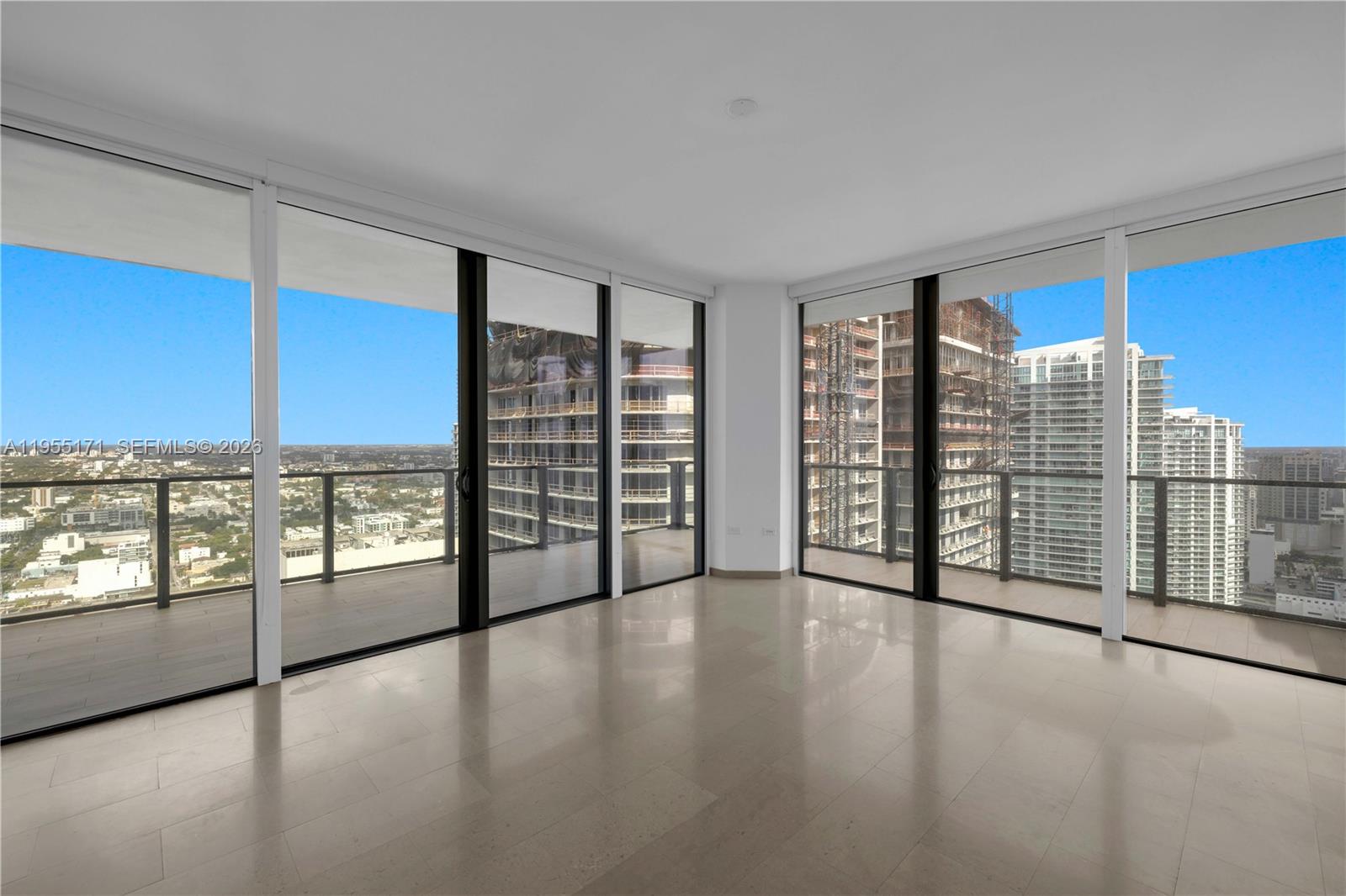 RISE CONDO - Residential