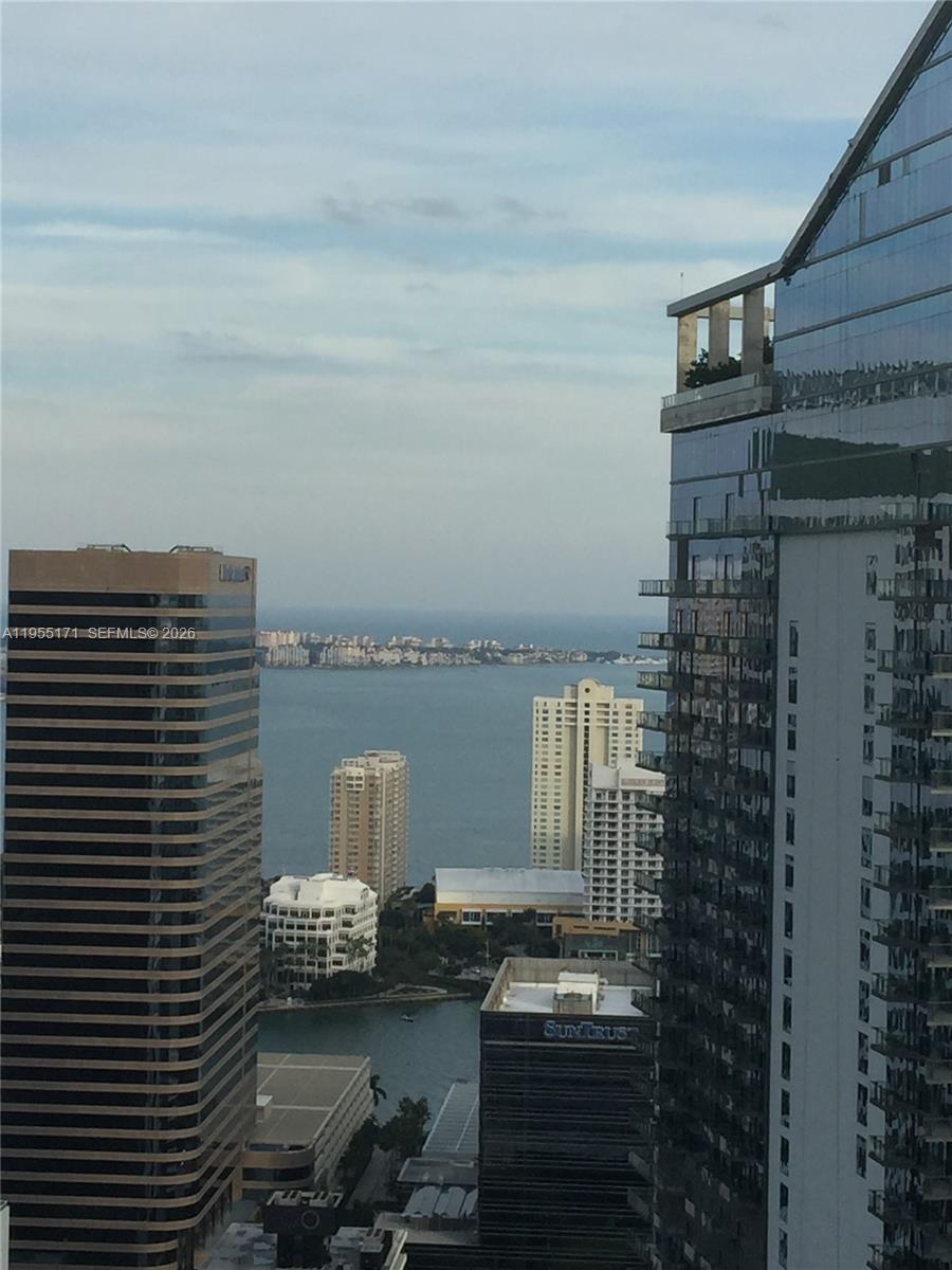 RISE CONDO - Residential