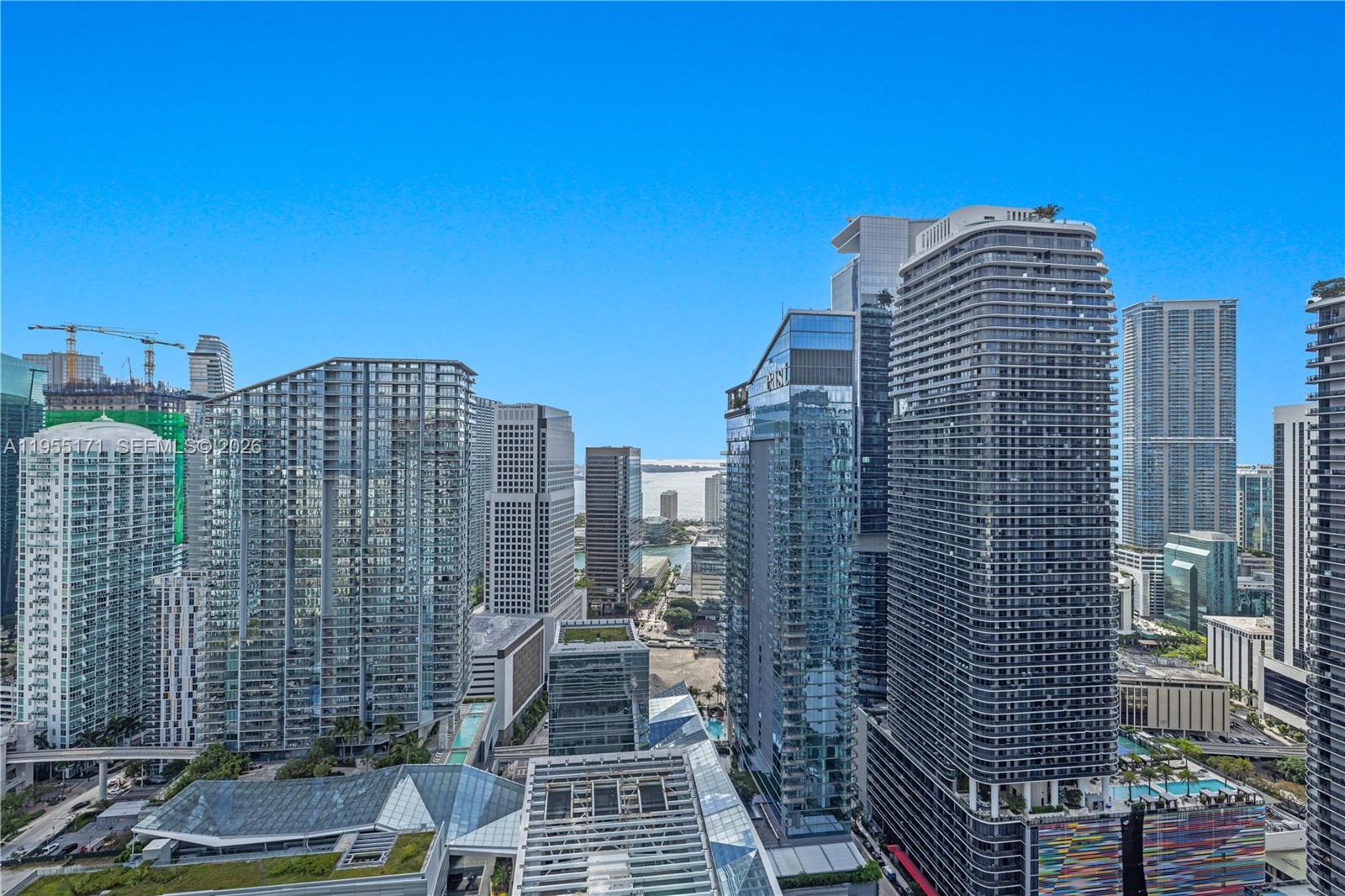 RISE CONDO - Residential