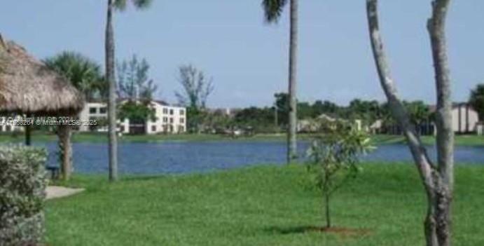 LAKE POINTE CONDOMINIUM N - Residential