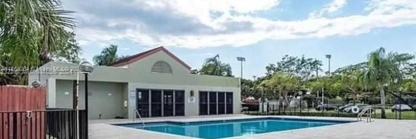 LAKE POINTE CONDOMINIUM N - Residential
