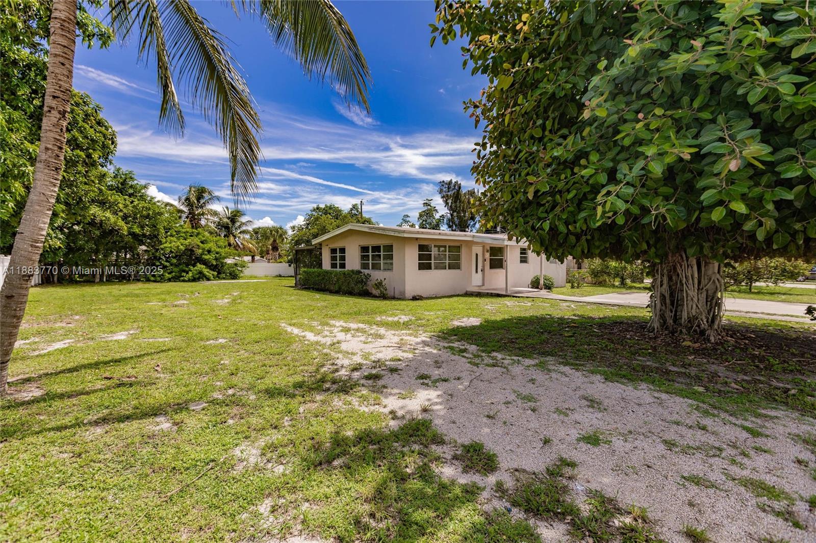 PINE CREST SUB DELRAY - Residential