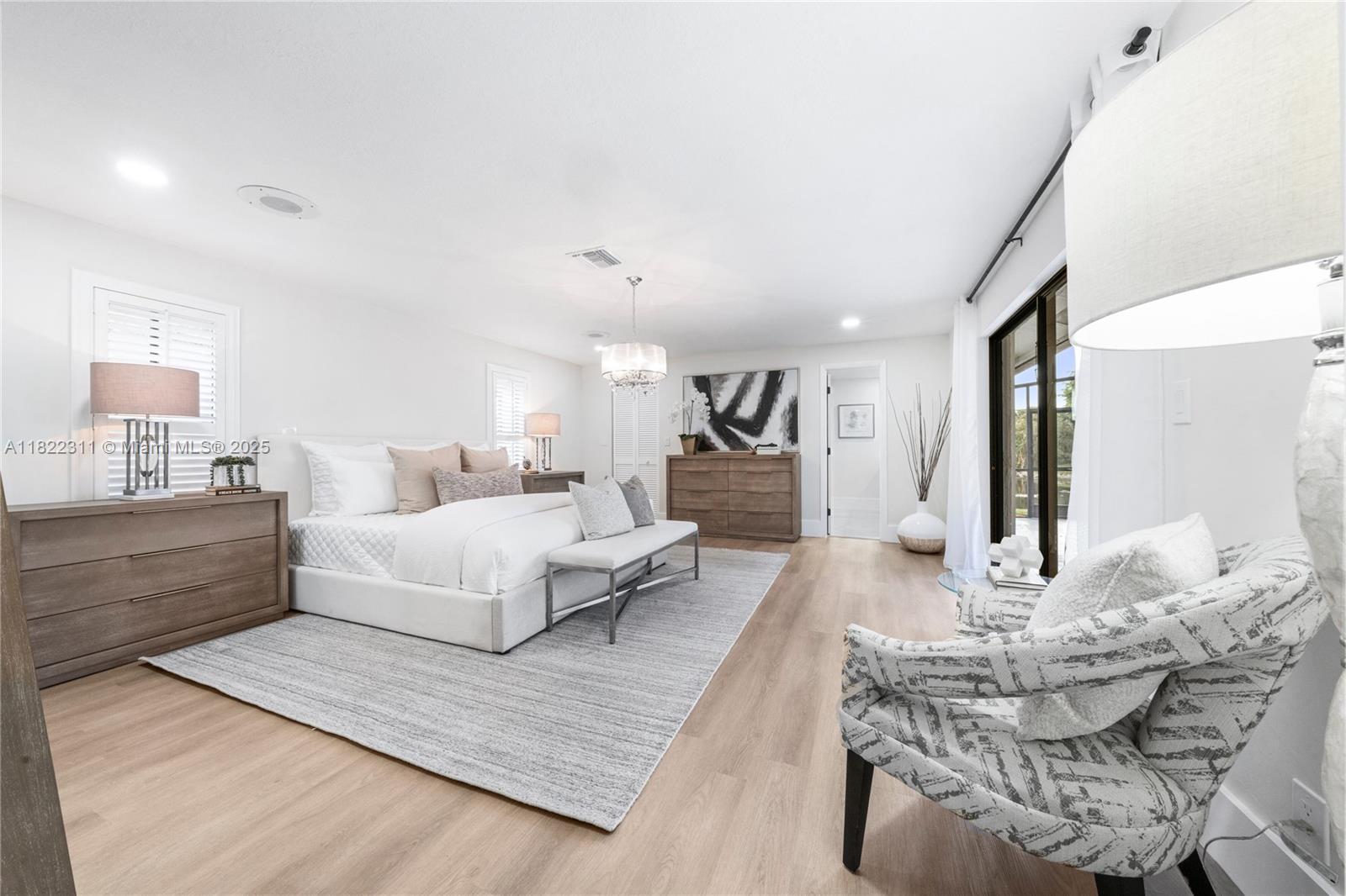 CYPRESS RUN - Residential