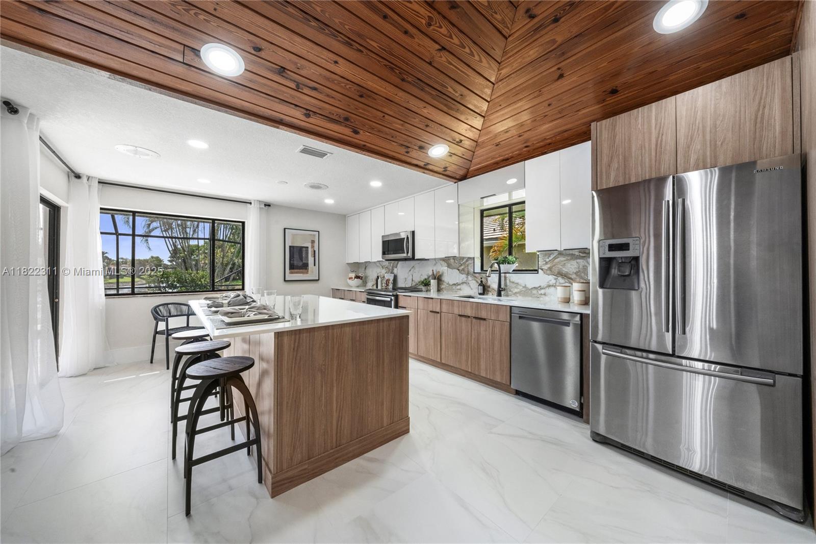 CYPRESS RUN - Residential