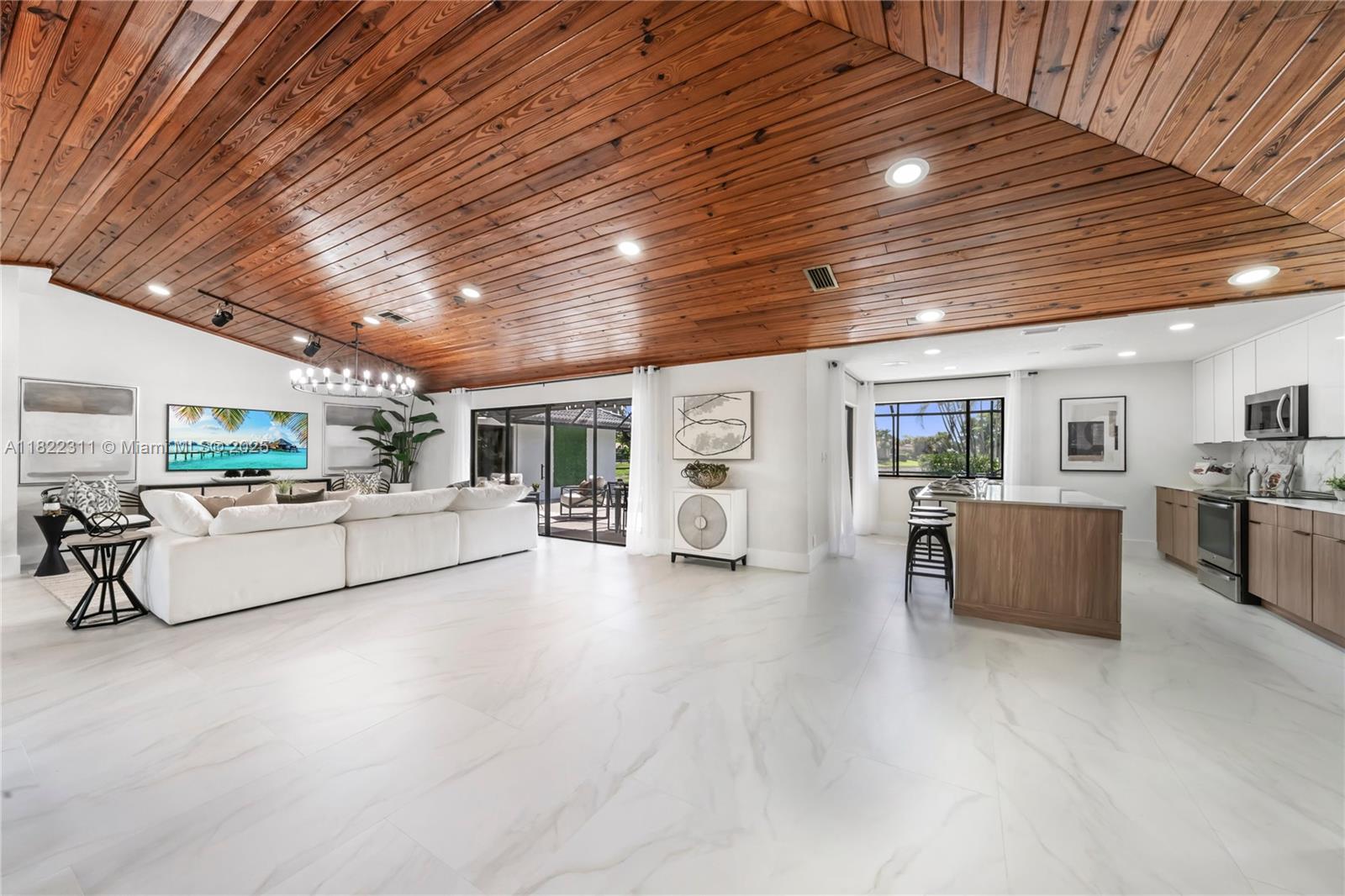 CYPRESS RUN - Residential
