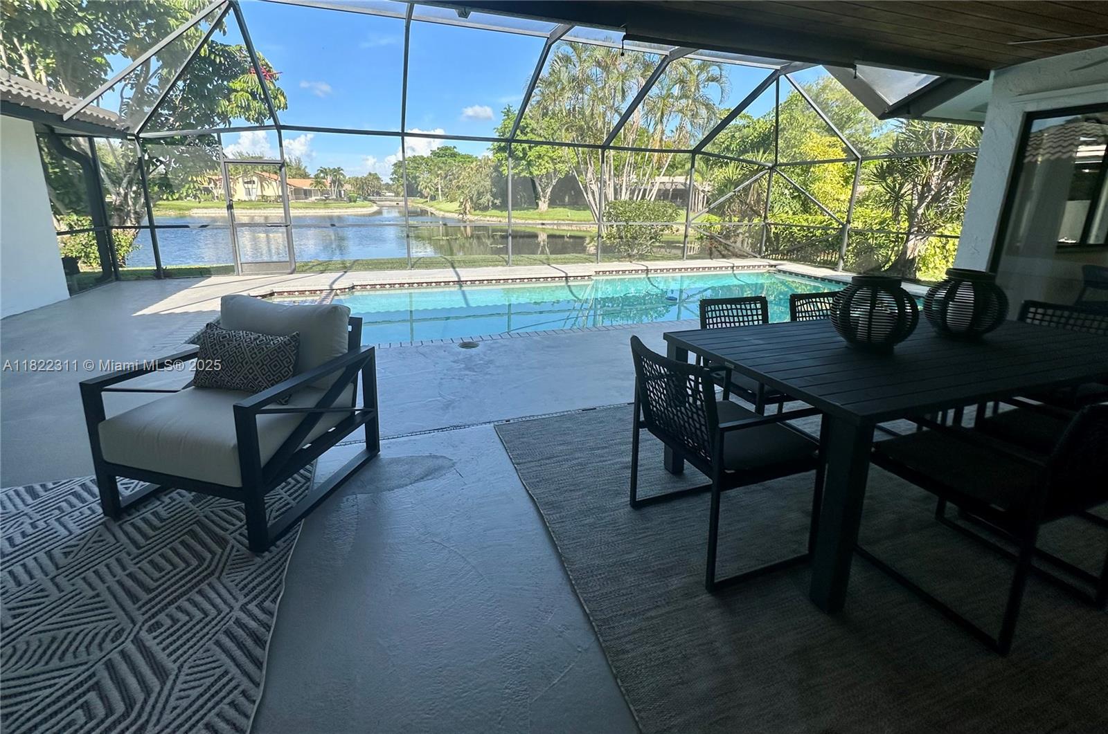 CYPRESS RUN - Residential