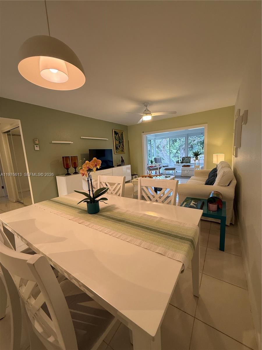 MELALEUCA GARDENS CONDO - Residential