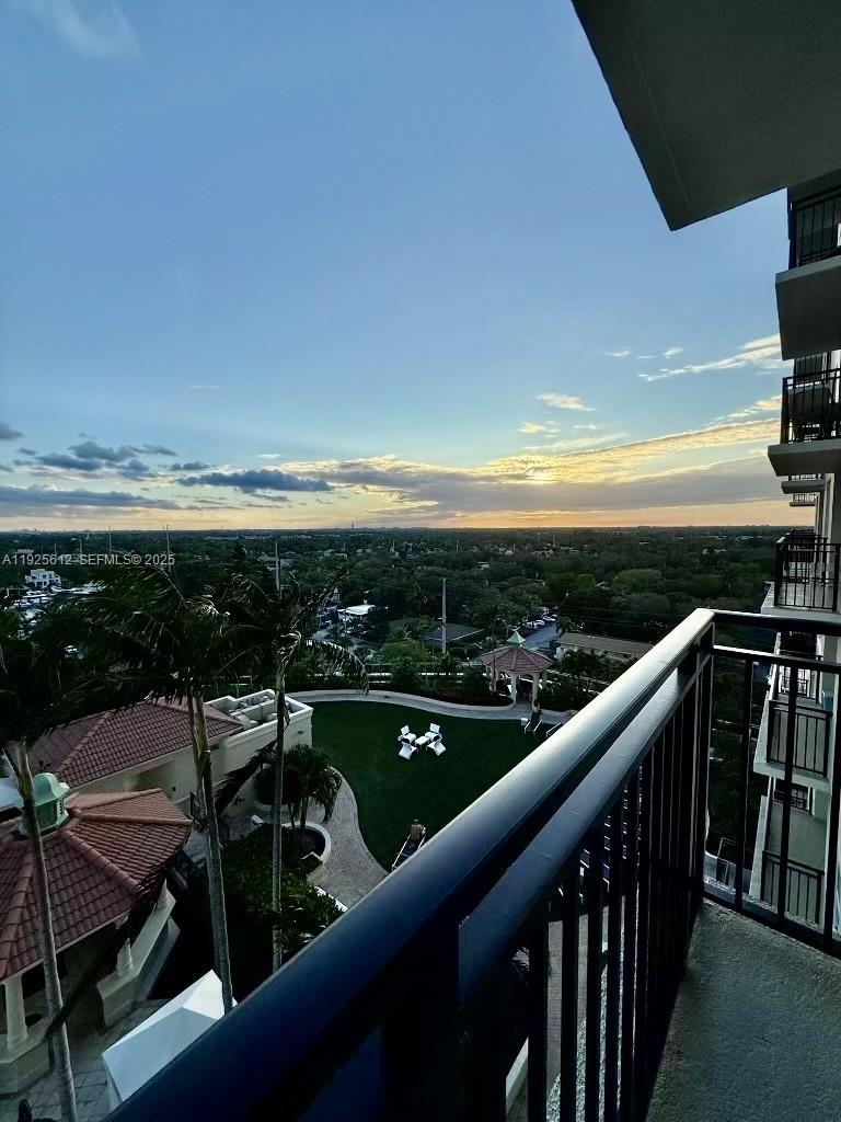 SYMPHONY NORTH CONDO - Residential Lease