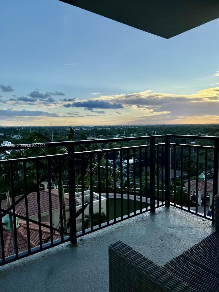 SYMPHONY NORTH CONDO - Residential Lease