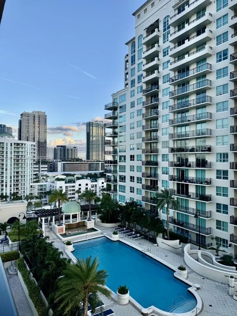 SYMPHONY NORTH CONDO - Residential Lease