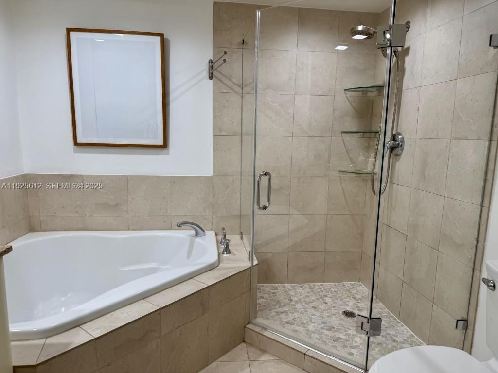 SYMPHONY NORTH CONDO - Residential Lease