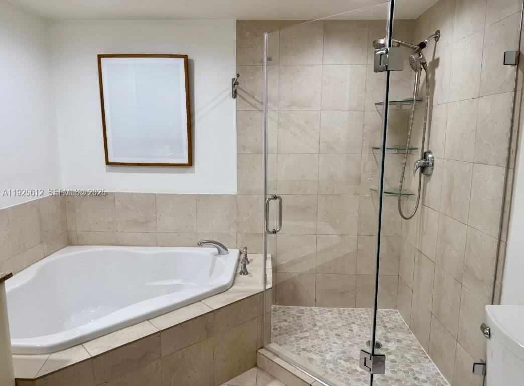 SYMPHONY NORTH CONDO - Residential Lease