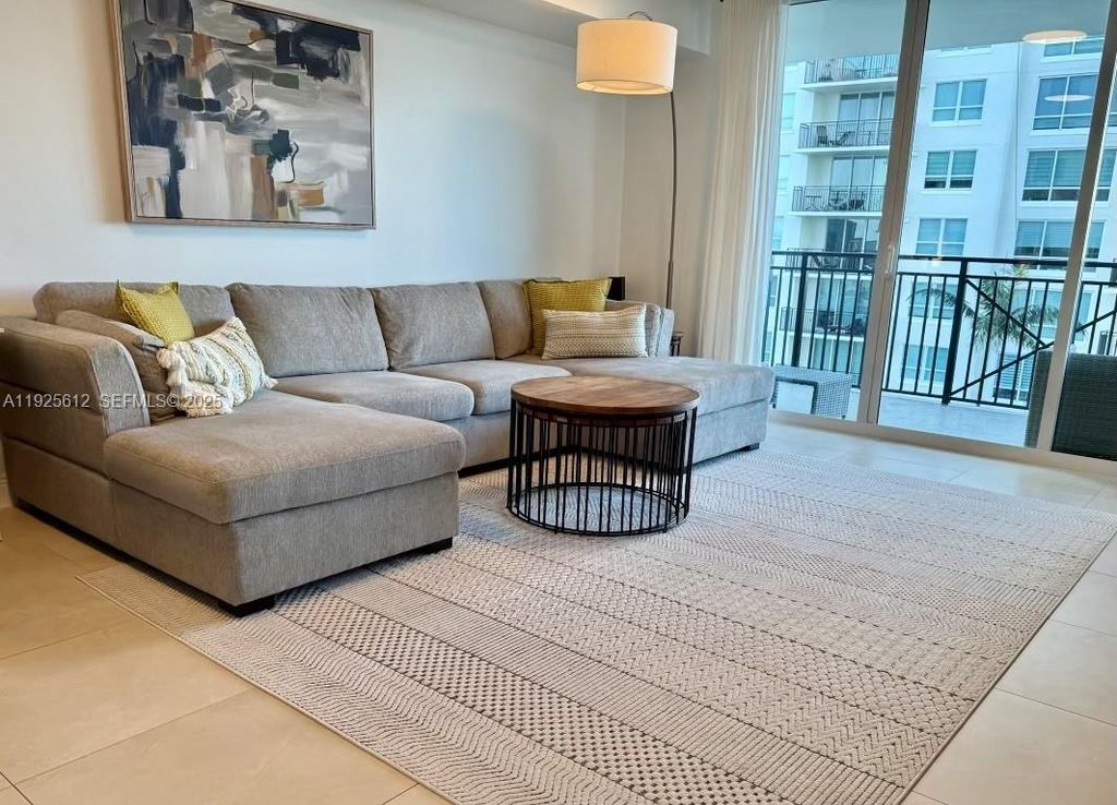 Photo of 610 W Las Olas Blvd #1220N, Fort Lauderdale, FL 33312 (MLS # A11925612)