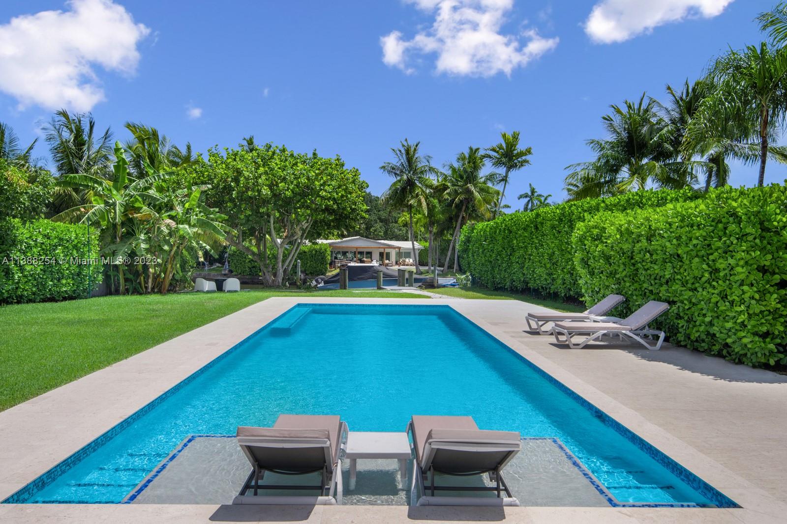 BELLE MEADE REV PL - Residential