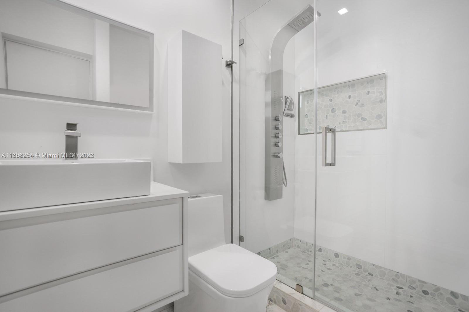 BELLE MEADE REV PL - Residential